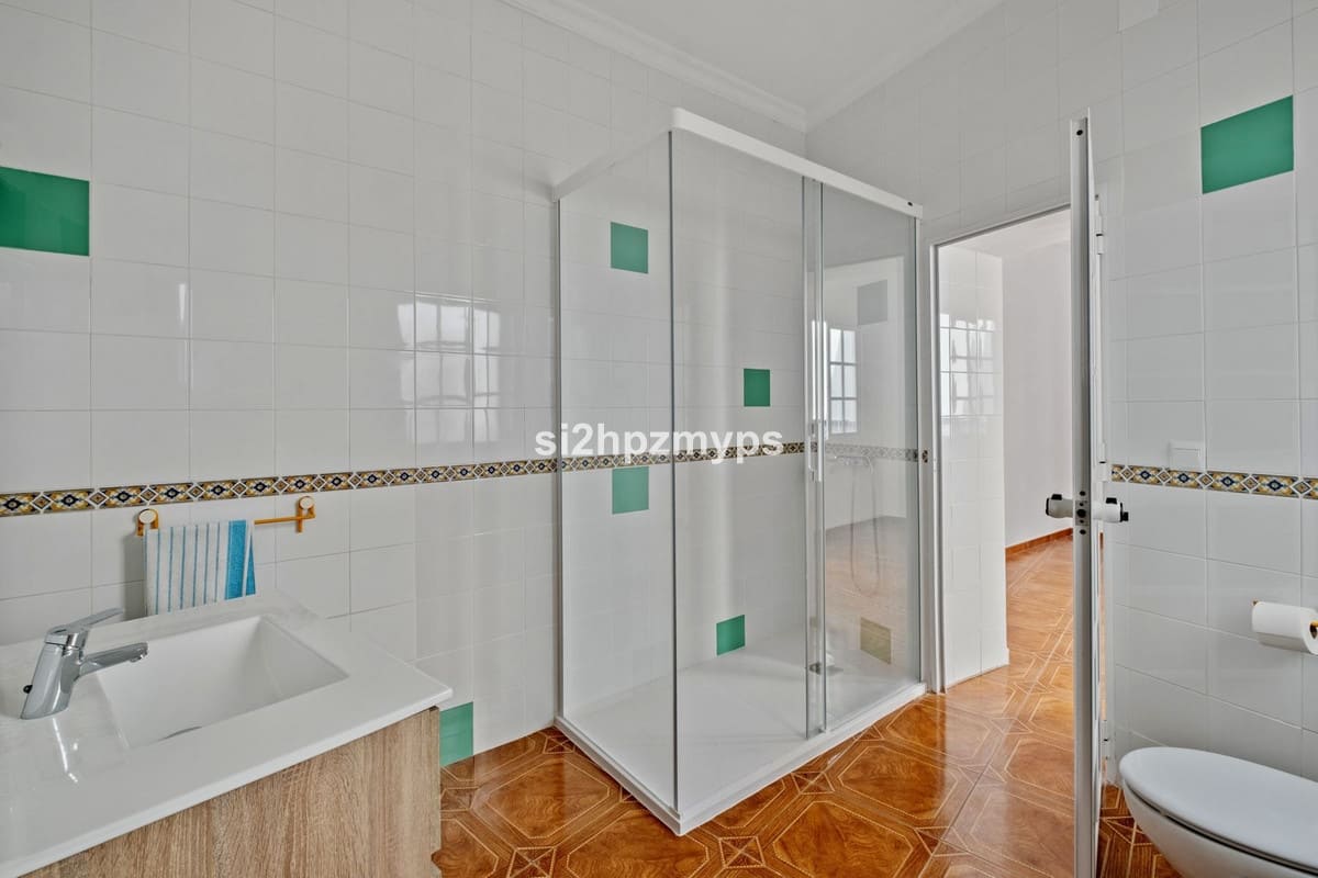 5-slaapkamer stadswoning in Nerja in Nerja - foto 11