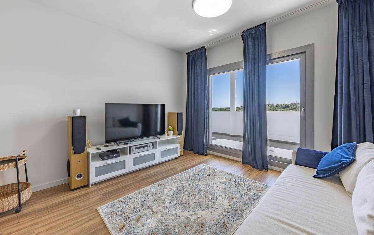 2 bedroom Apartment in Estepona in Estepona - foto 8
