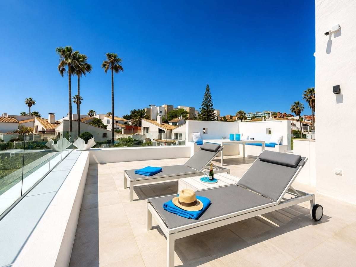Villa met 4 slaapkamers in Estepona in Estepona - foto 19