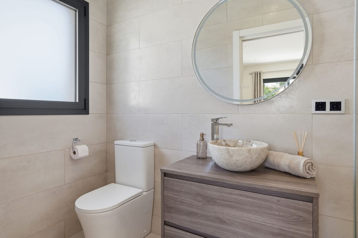 4-slaapkamer villa in El Chaparral, Málaga in El Chaparral - foto 16