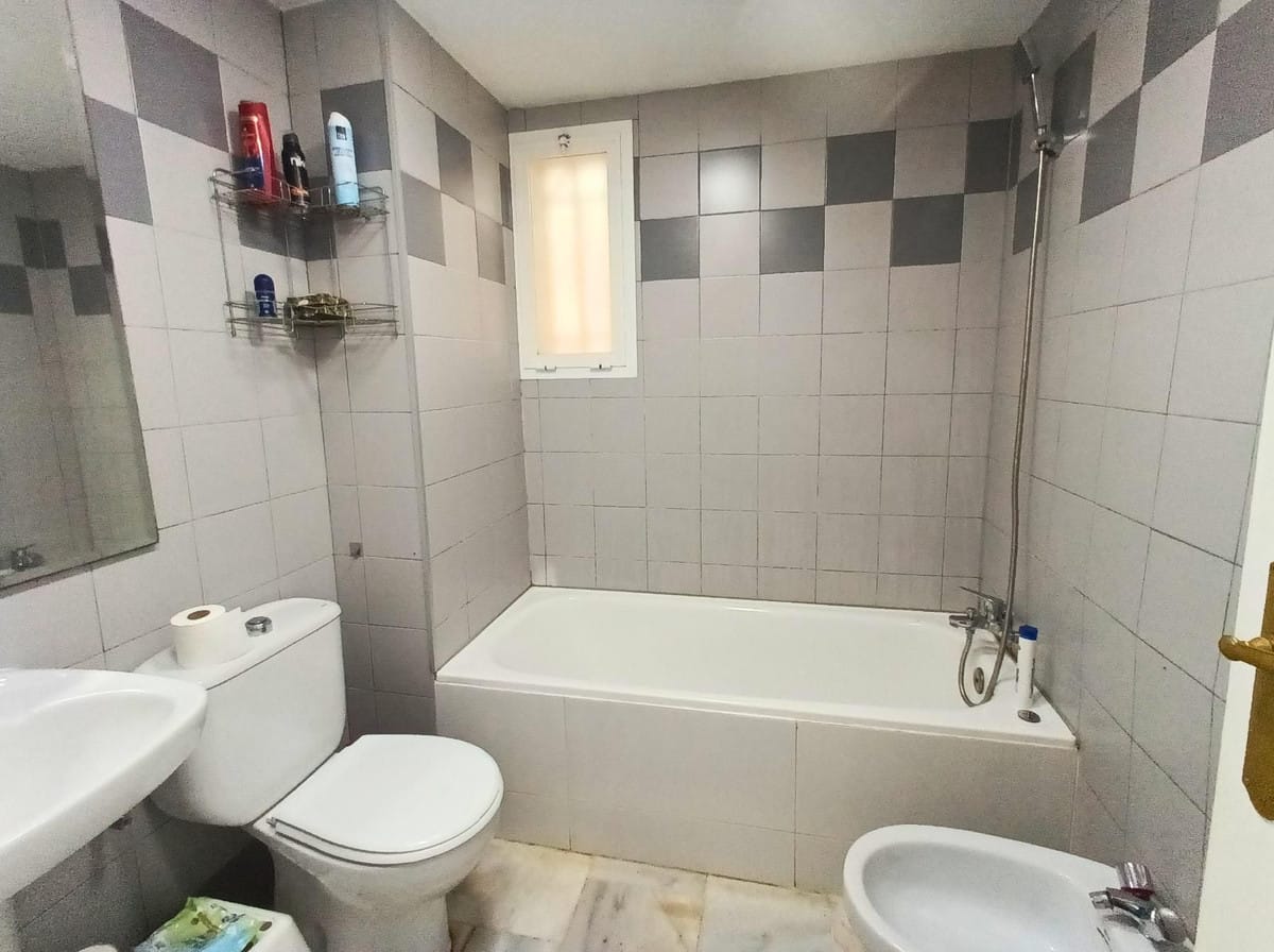 2-slaapkamerappartement in El Pinillo in El Pinillo - foto 15