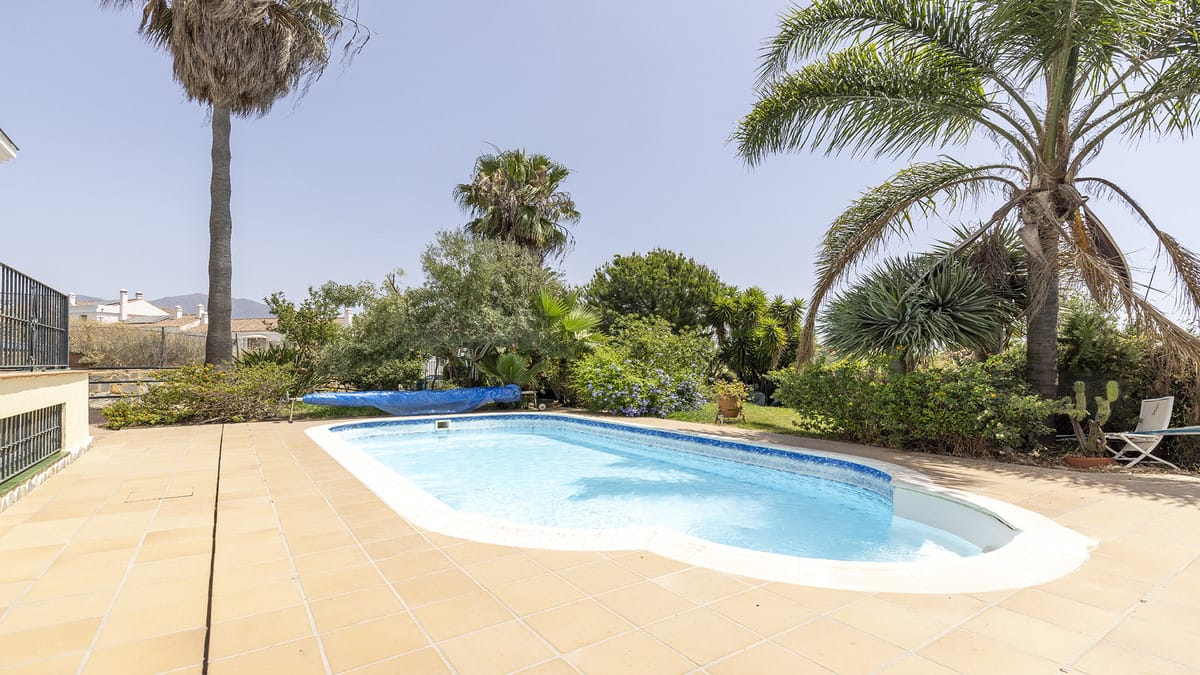 5 bedroom House in Casares in Casares - foto 18