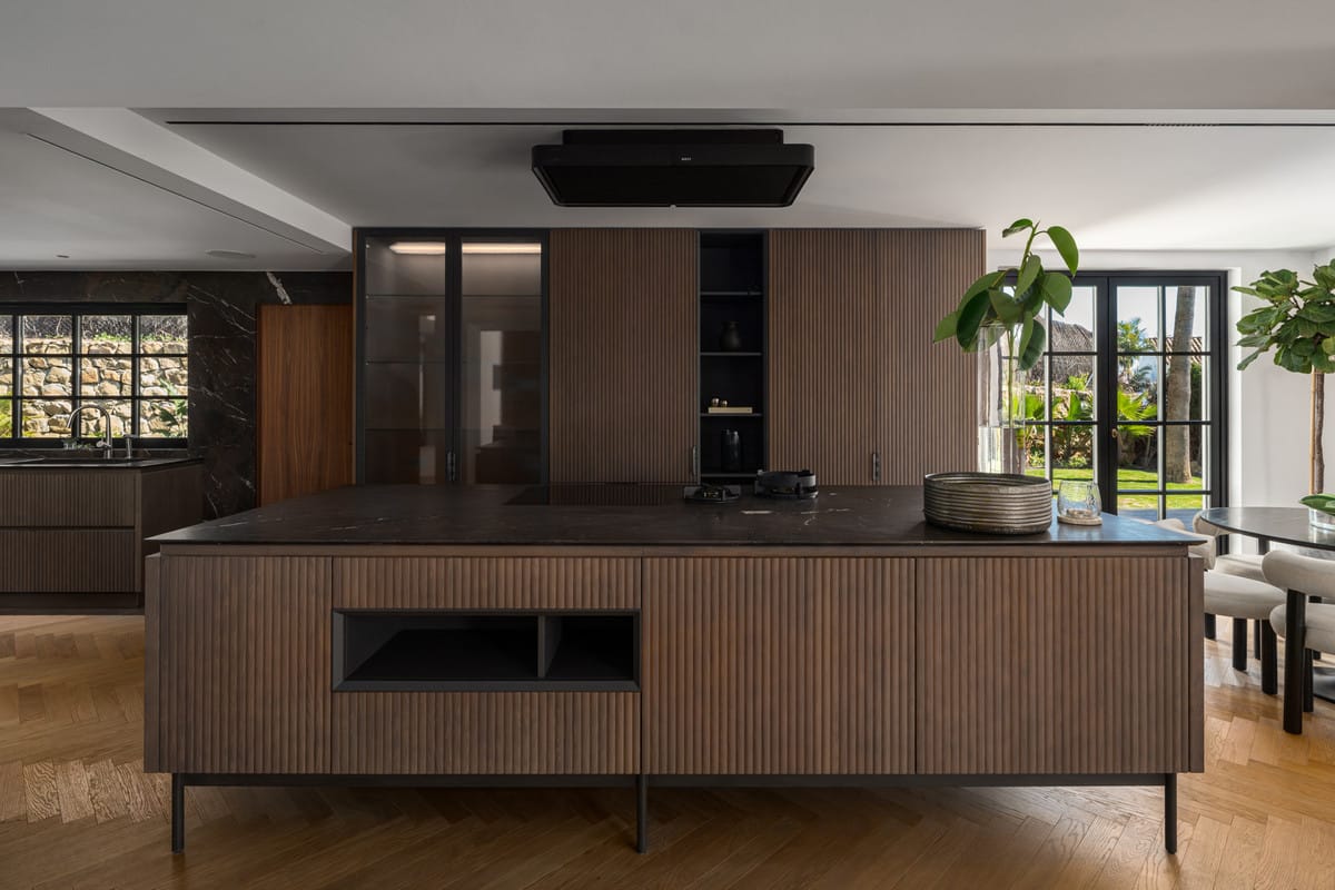 Vier-slaapkamer villa in Nueva Andalucía met uitzicht op golfbaan en zee in Nueva Andalucía - foto 19