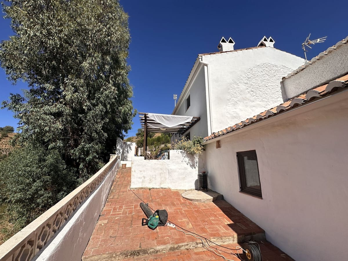 6 bedroom House in Comares in Comares - foto 11