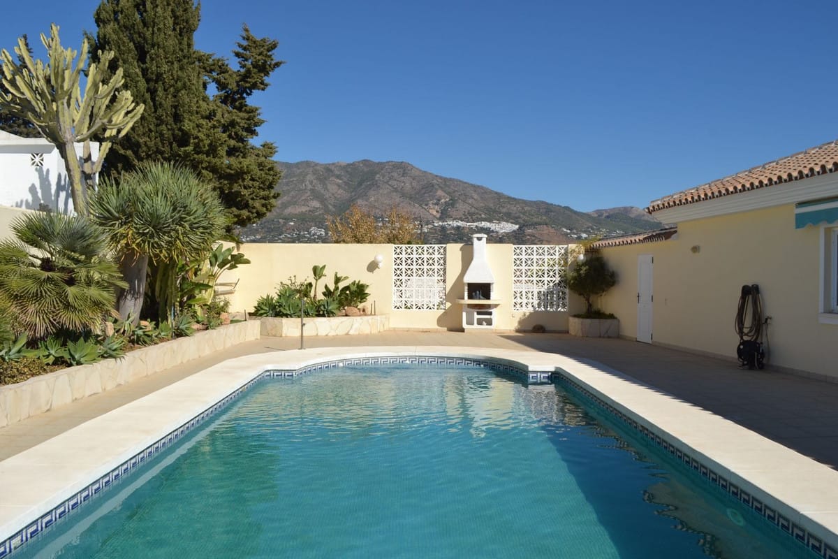 3-slaapkamer villa aan de kust in Sierrezuela in Sierrezuela - foto 11