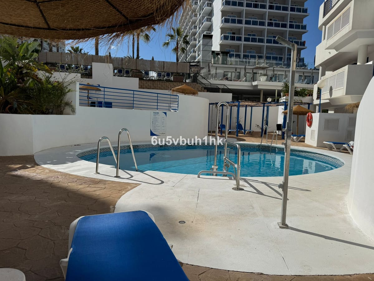 Penthouse met potentieel in Benalmádena Costa – 1 slaapkamer in Benalmadena Costa - foto 14