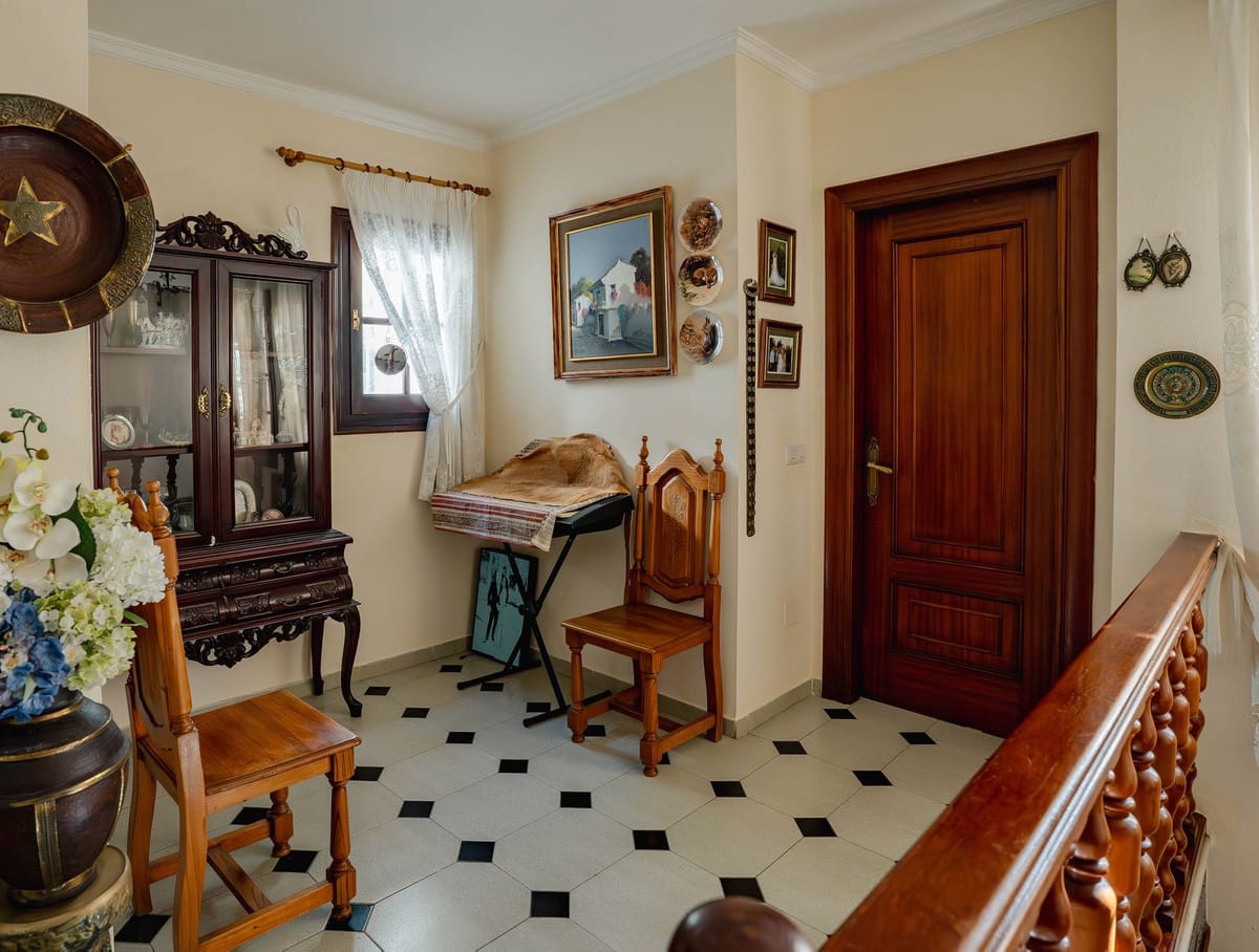 Vrijstaand huis met 5 slaapkamers in Los Pacos in Los Pacos - foto 15