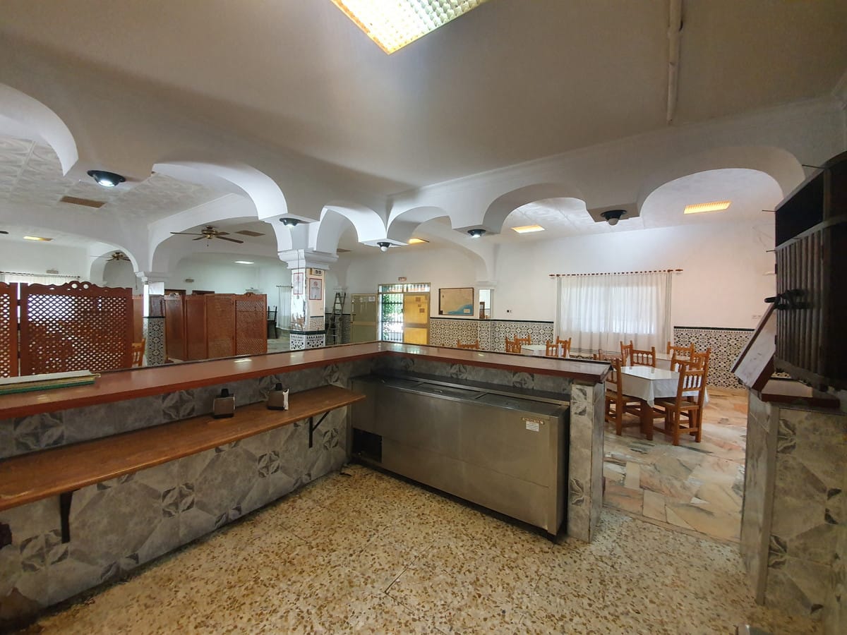 Villa met 5 slaapkamers in Guaro in Guaro - foto 15
