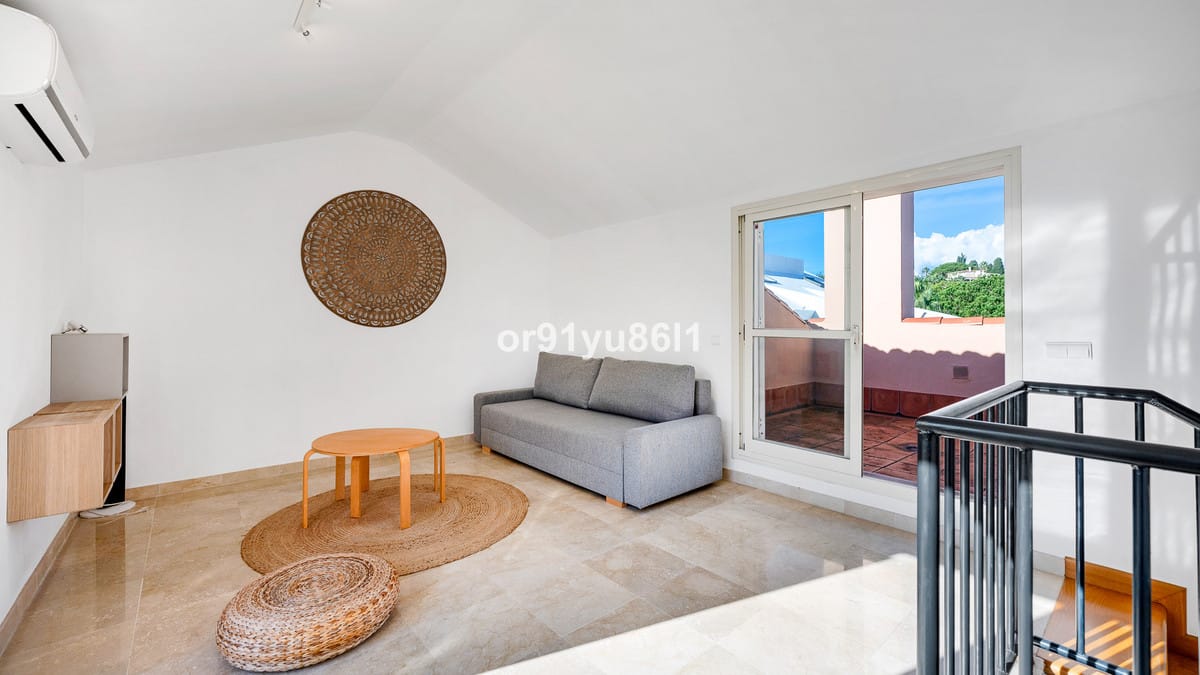 Drie-slaapkamer duplex-penthouse in Marbesa in Marbesa - foto 12