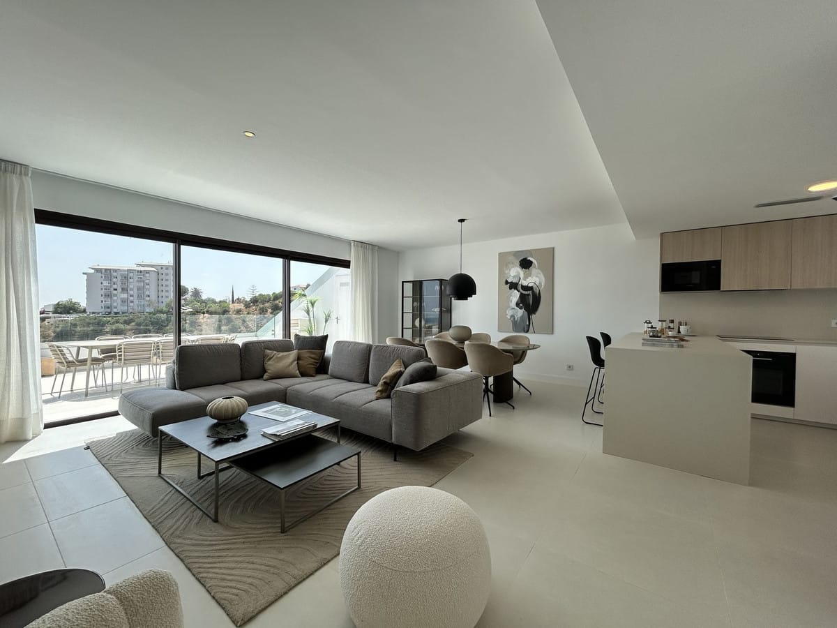 Drie-slaapkamer penthouse in Fuengirola (Higuerón) met panoramisch zeezicht in Fuengirola - foto 2
