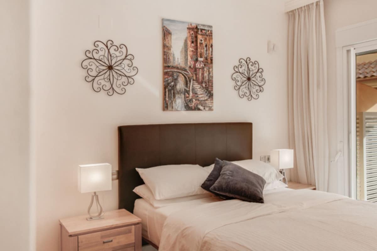 2 bedroom Apartment in Aloha in Aloha - foto 16