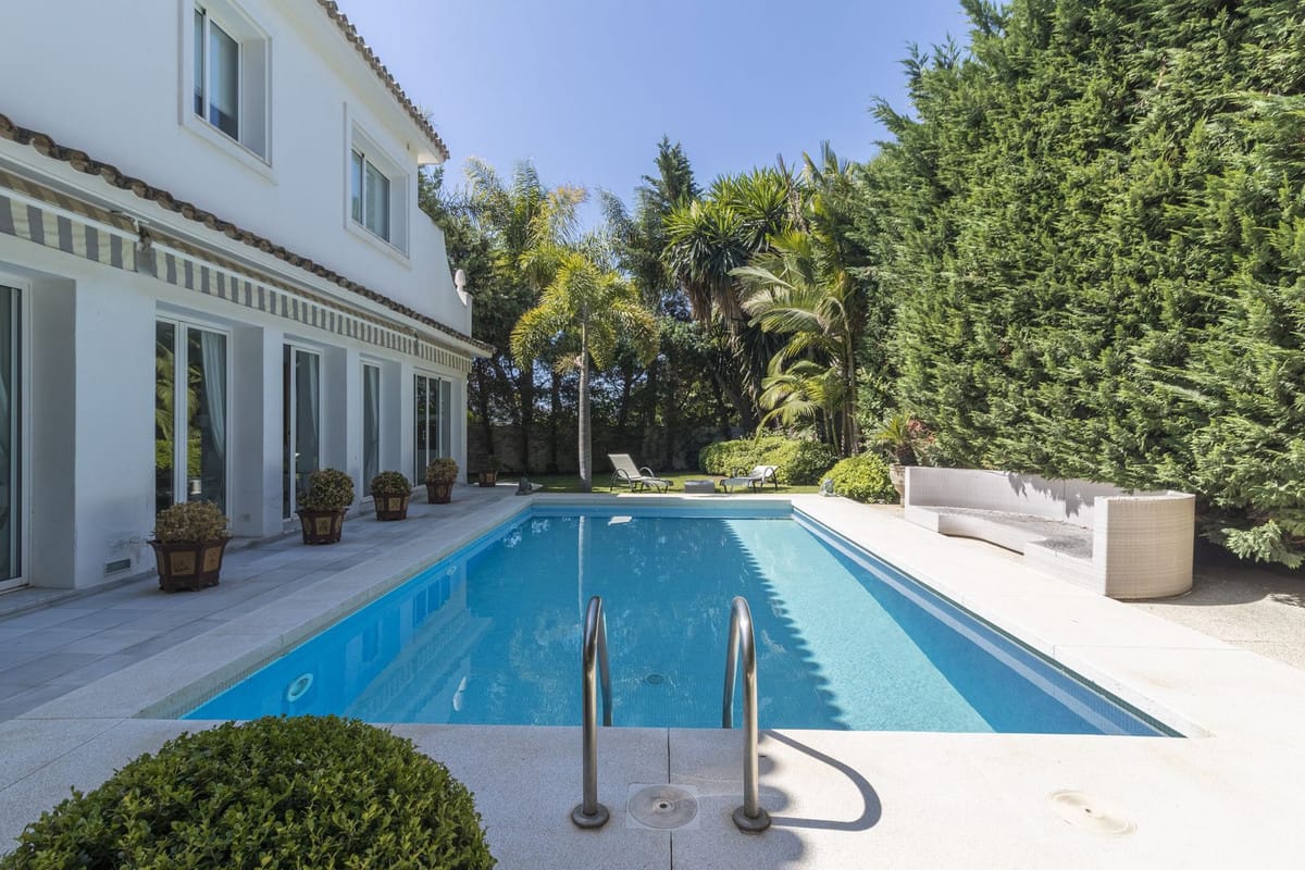 Luxe villa met 5 slaapkamers in Los Monteros Playa in Los Monteros - foto 4