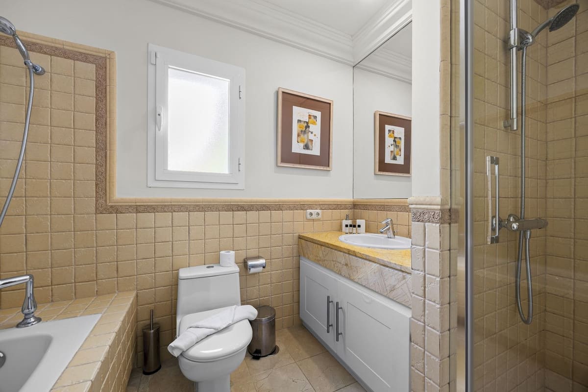 Villa met 8 slaapkamers in Benahavís in Benahavís - foto 15