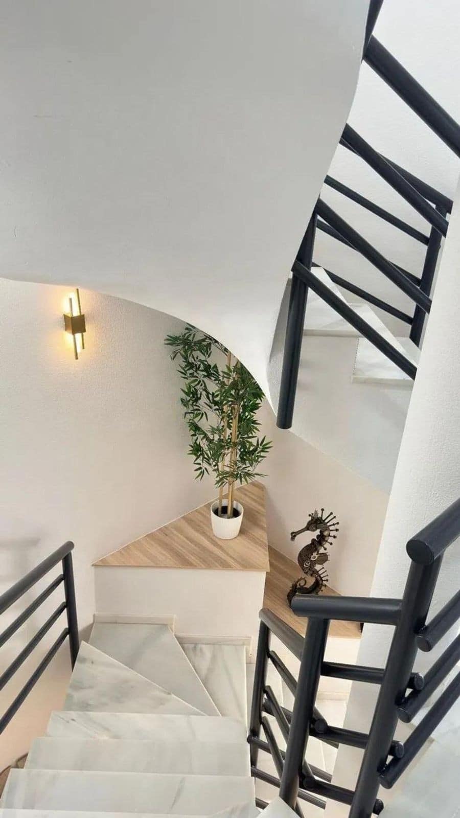 3-slaapkamer villa met zeezicht in Artola-Cabopino, Marbella in Marbella - foto 13