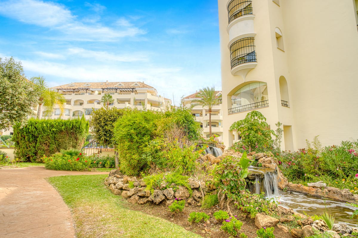 Appartement met twee slaapkamers in Elviria in Elviria - foto 18