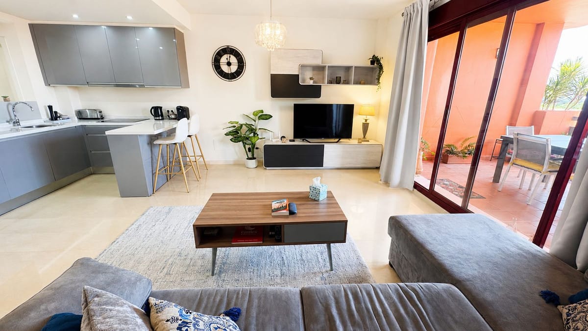 Drie-slaapkamer appartement in La Duquesa in La Duquesa - foto 7