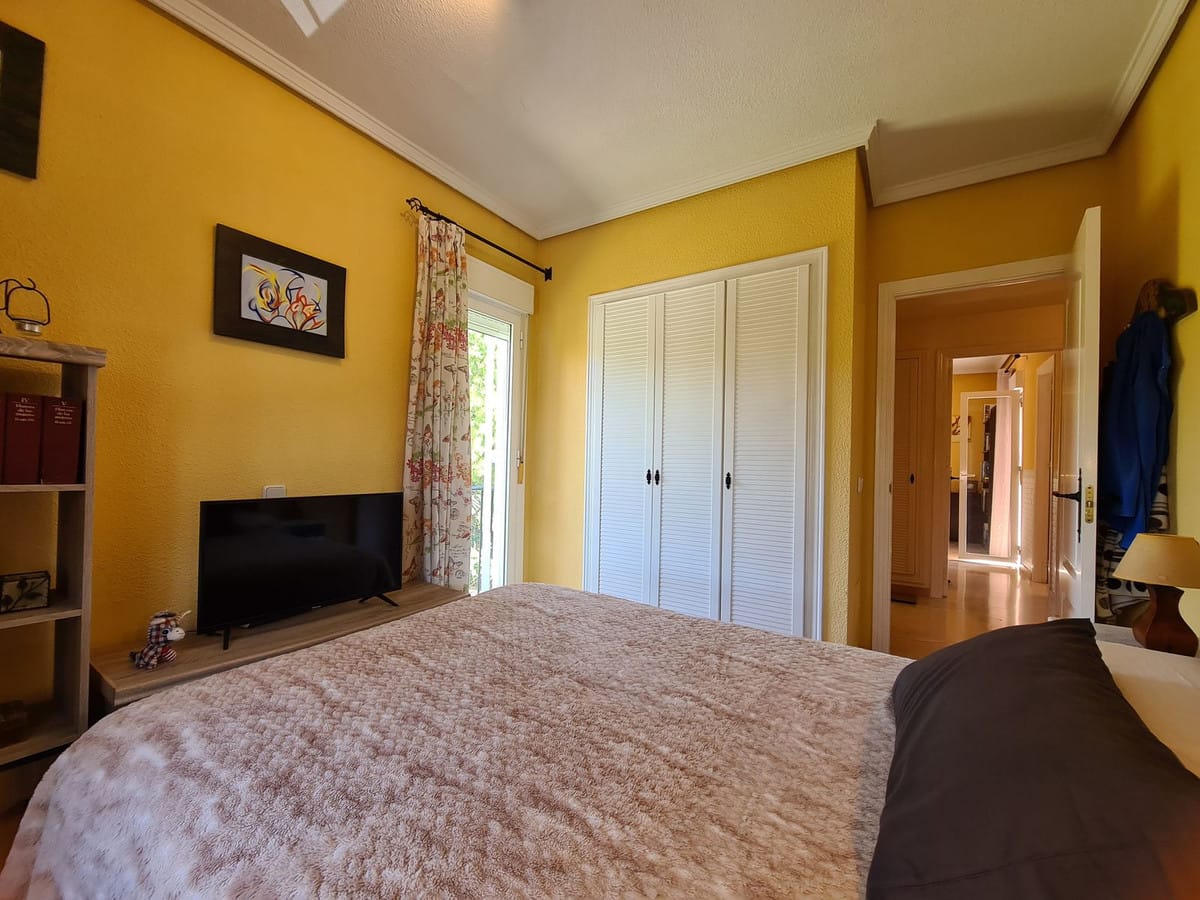 Villa met 3 slaapkamers in La Duquesa in La Duquesa - foto 14