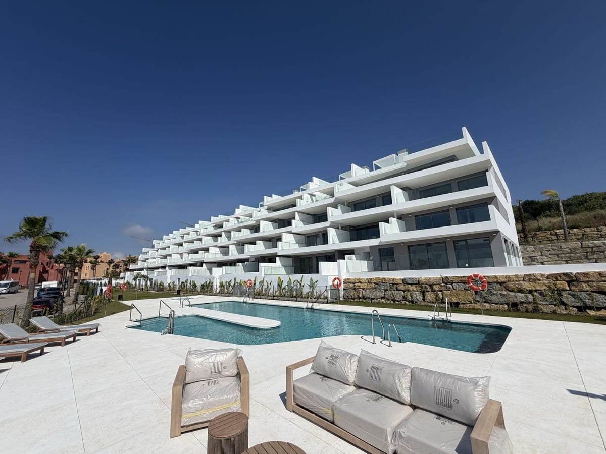 2 bedroom Apartment in La Duquesa in La Duquesa - foto 2