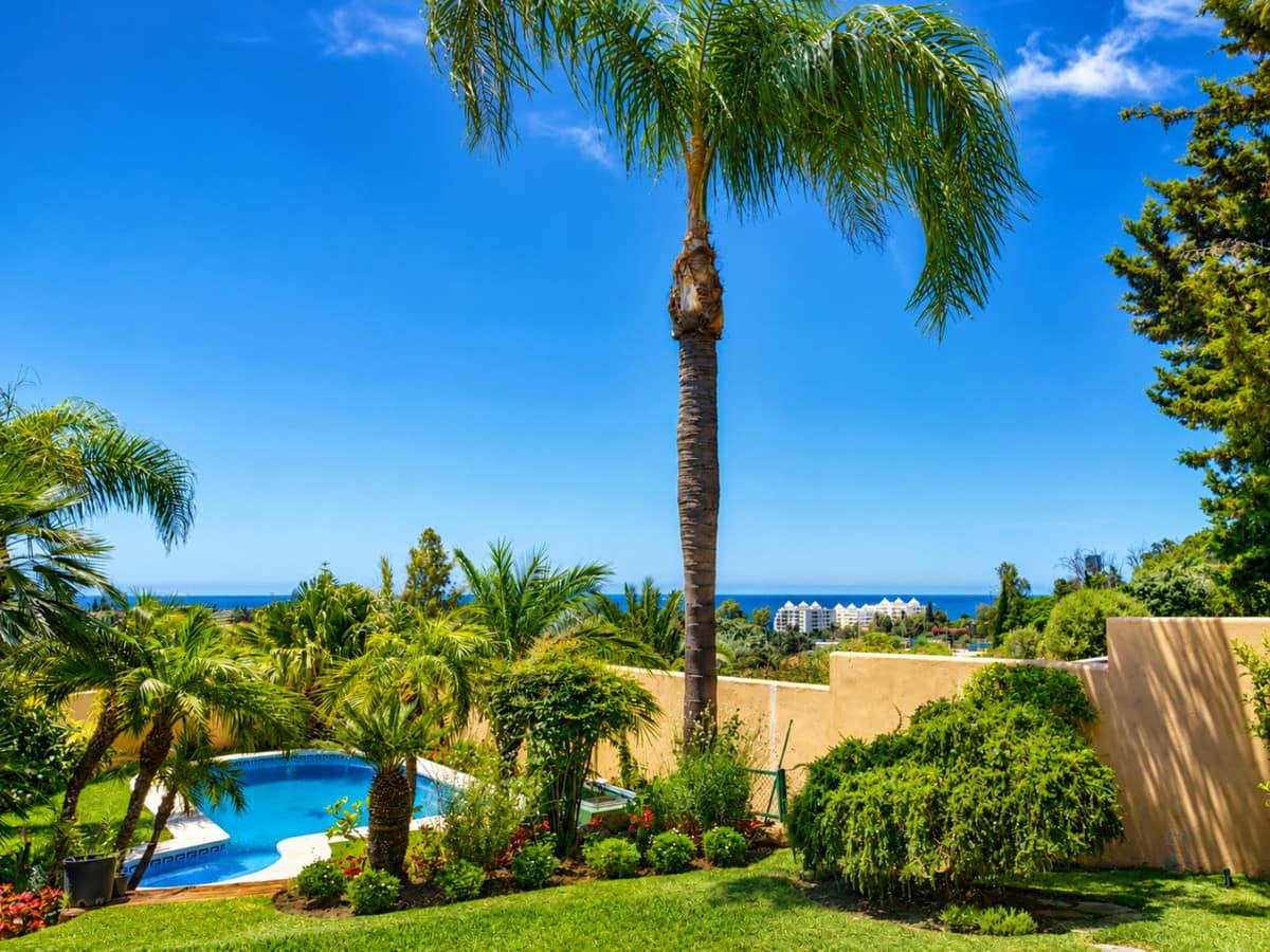 7-slaapkamer villa in Marbella met renovatiepotentieel in Marbella - foto 2