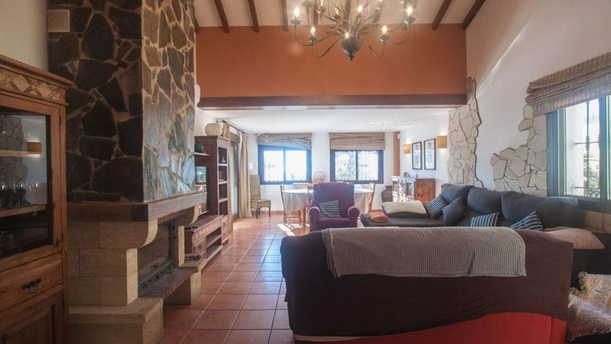 Vrijstaande villa in Estepona met 6 slaapkamers in Estepona - foto 3