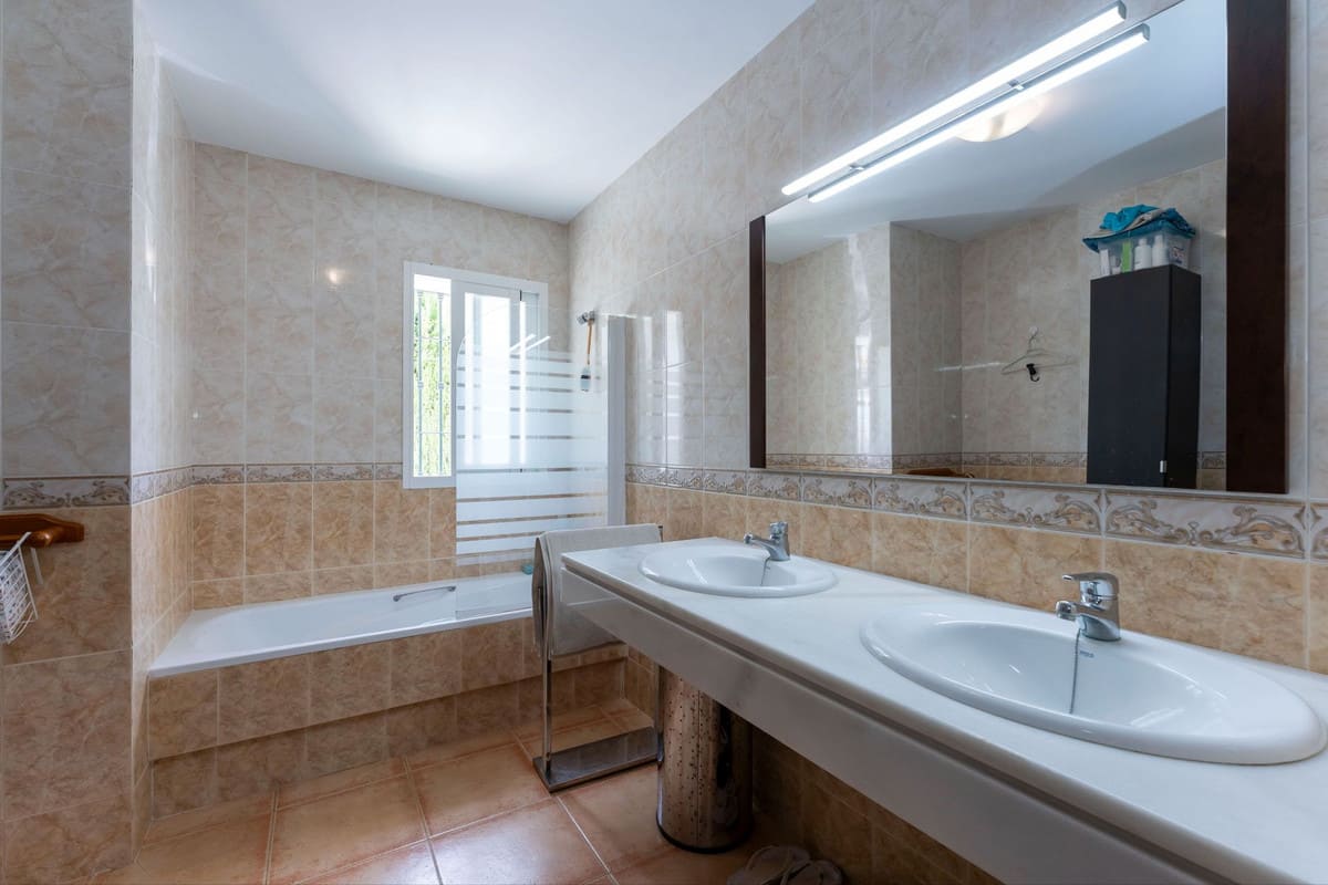 Villa met 4 slaapkamers in Coín in Coín - foto 15