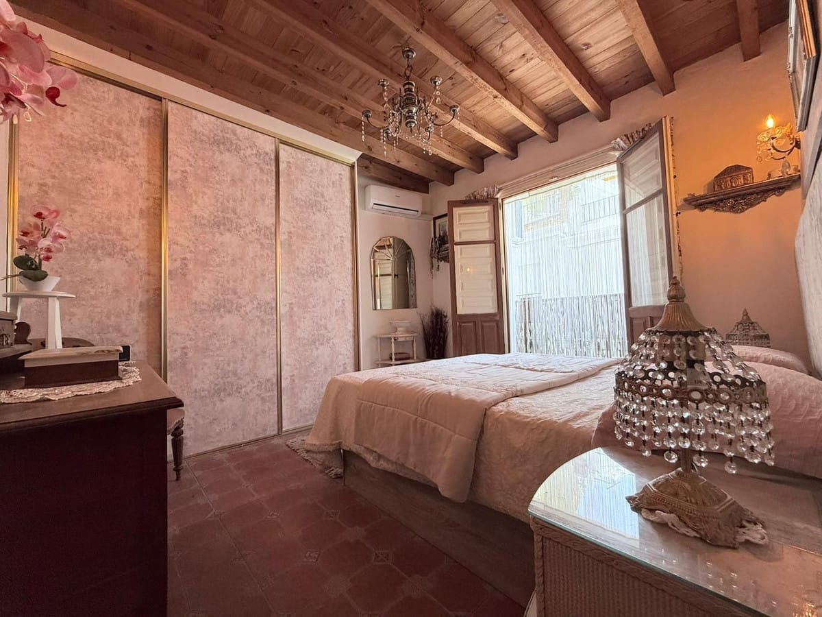 4-slaapkamerwoning in Monda in Monda - foto 16