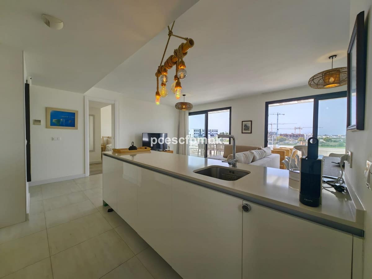 3 bedroom Apartment in Estepona in Estepona - foto 7