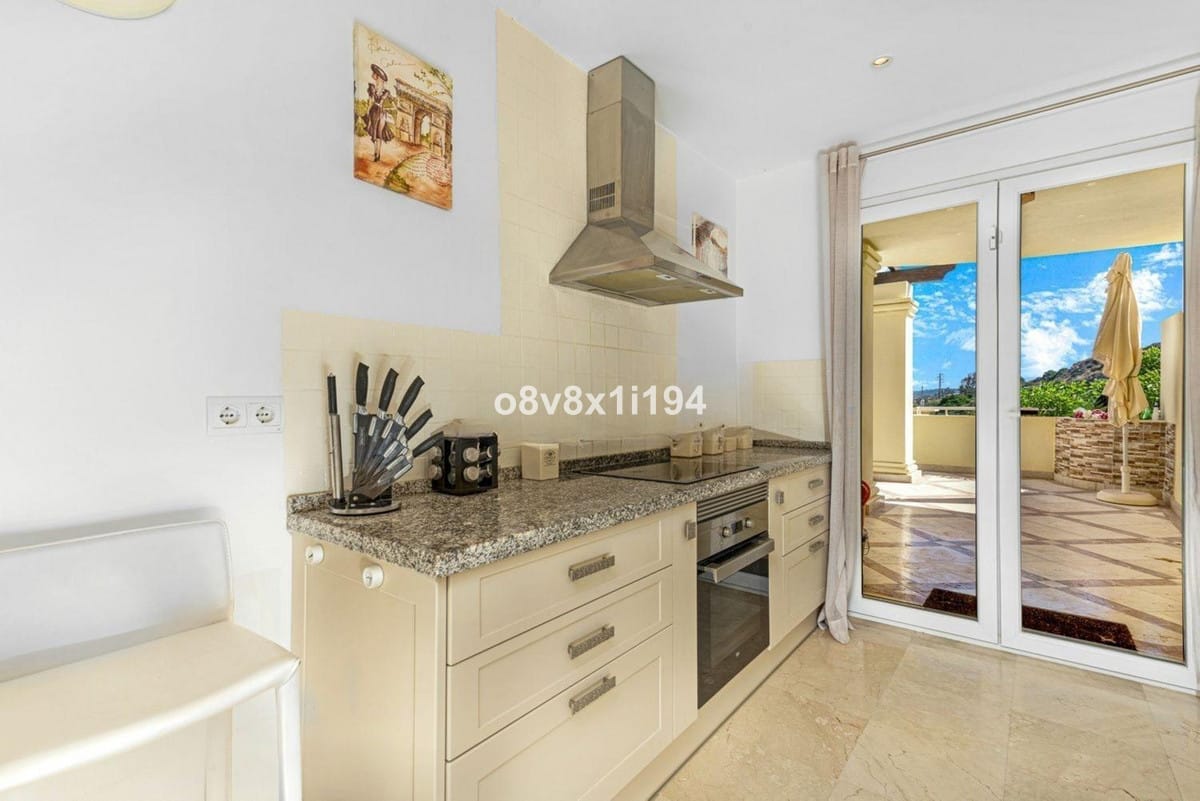 Luxe 2-slaapkamer appartement in Casares in Casares - foto 17