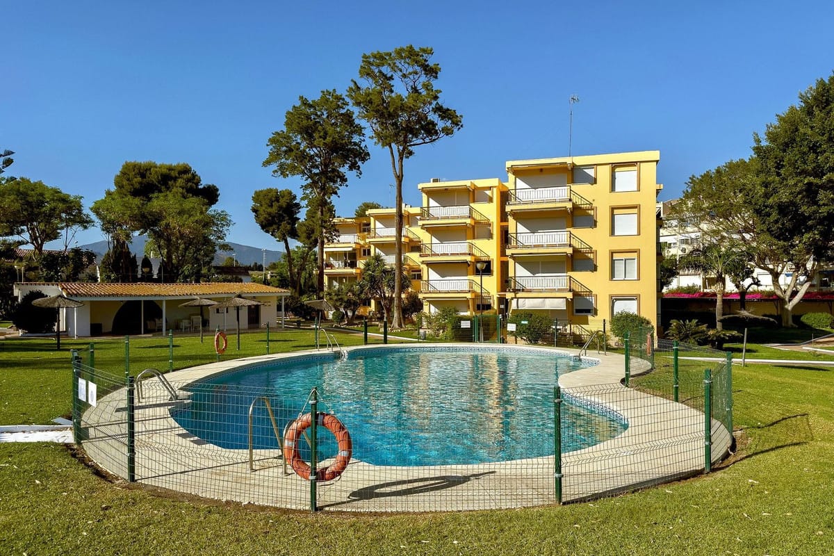 Drie slaapkamers appartement aan Playa Bella, Estepona in Estepona - foto 13