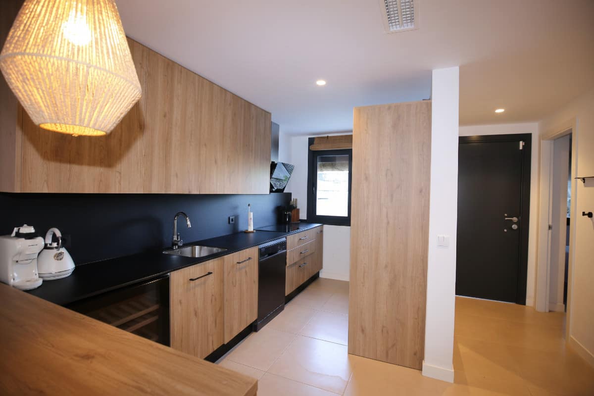 Drie-slaapkamer tussenwoning in Estepona in Estepona - foto 11