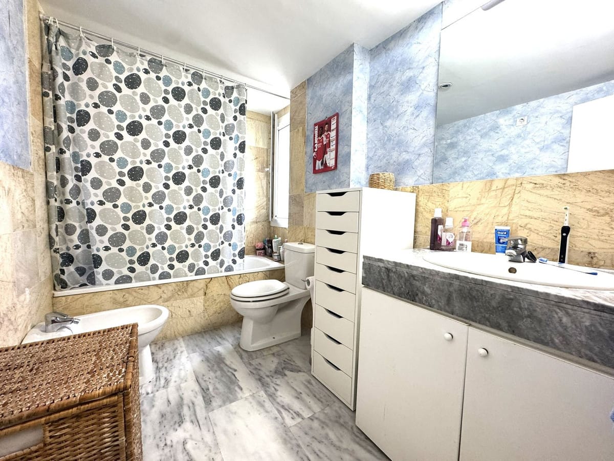 3-slaapkamer appartement op de begane grond in Nueva Andalucía, Marbella in Nueva Andalucía - foto 15