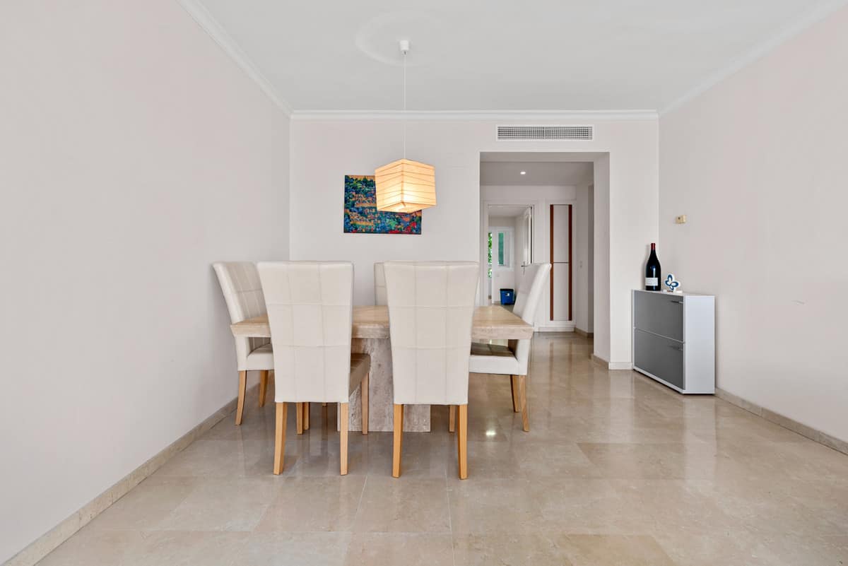 Appartement met 2 slaapkamers in Benahavís in Benahavís - foto 9