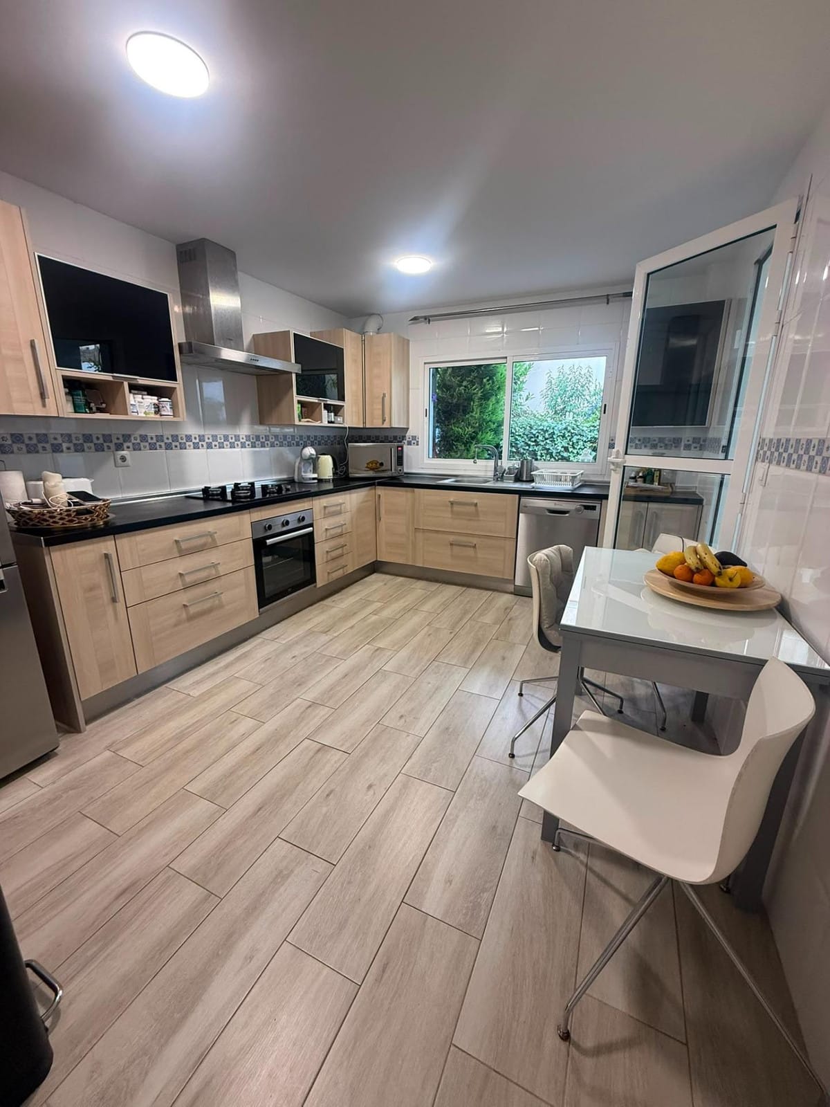 Ruime halfvrijstaande villa met 4 slaapkamers in Torremolinos in Torremolinos - foto 10