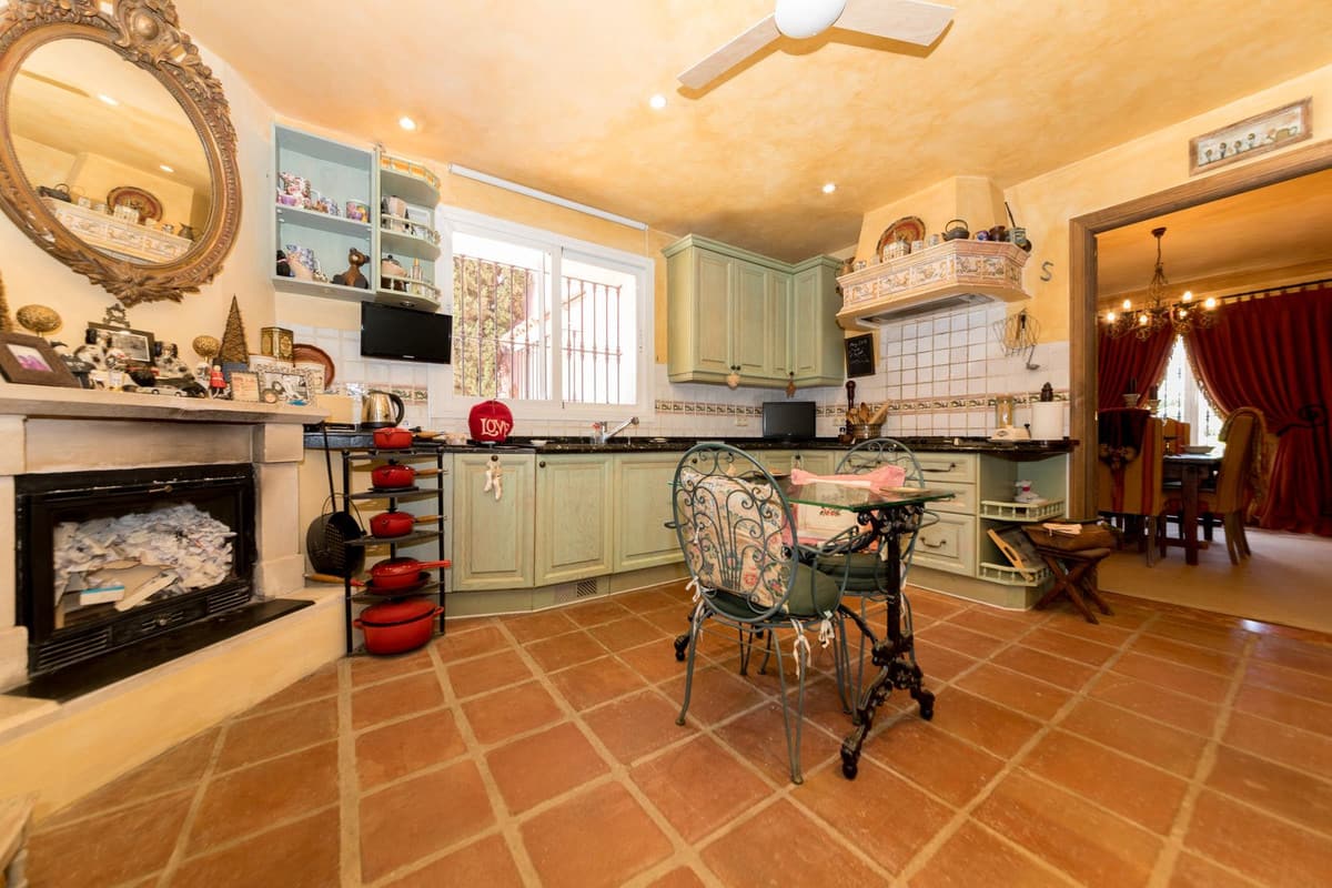 Spectaculaire 5-slaapkamer villa in Benahavís met golf- en zeezichten in Benahavís - foto 9