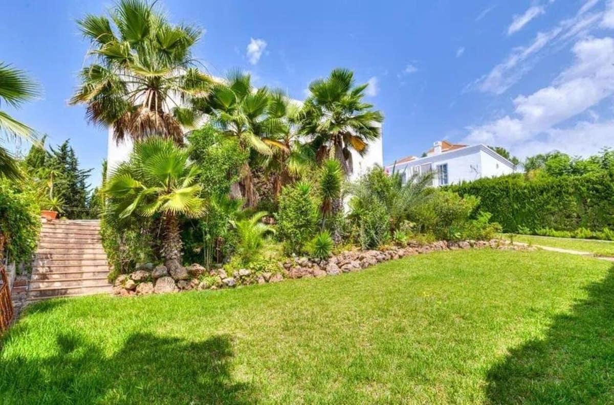 Vijf-slaapkamer villa in Nueva Andalucía in Nueva Andalucía - foto 16