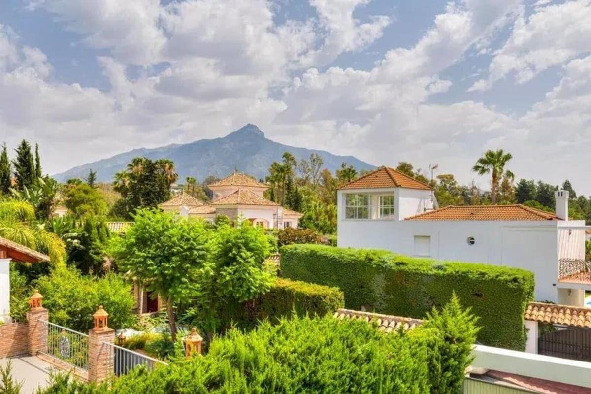 Vijf-slaapkamer villa in Nueva Andalucía in Nueva Andalucía - foto 17