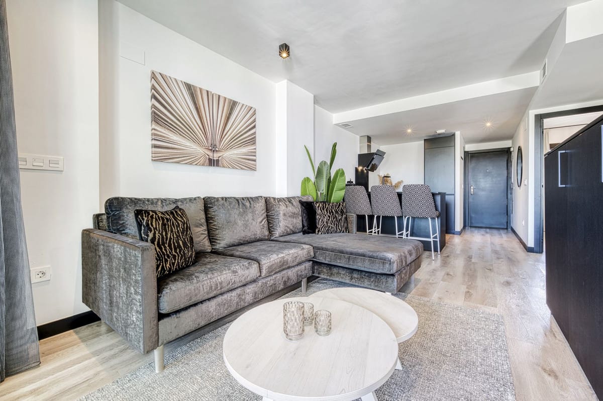Luxe benedenverdiepingsloft met 1 slaapkamer en panoramisch zee- en bergzicht in La Cala de Mijas in La Cala de Mijas - foto 3