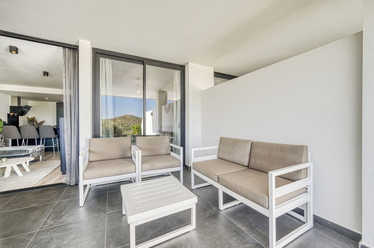 Luxe benedenverdiepingsloft met 1 slaapkamer en panoramisch zee- en bergzicht in La Cala de Mijas in La Cala de Mijas - foto 10