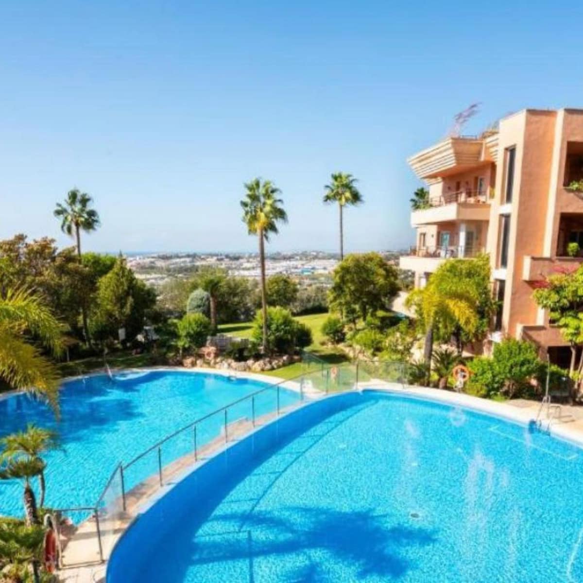 2-slaapkamer appartement in Magna Marbella, Marbella in Marbella - foto 2