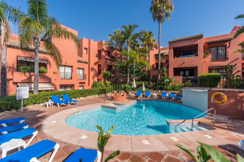 Appartement met drie slaapkamers in Marbella (Elviria) in Marbella - foto 17