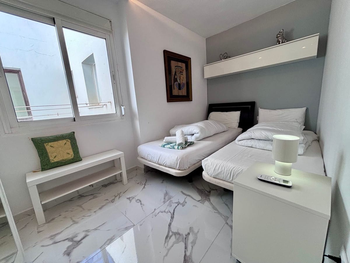 Elegant gerenoveerde penthouse met 2 slaapkamers in Marbella Old Town in Marbella - foto 8