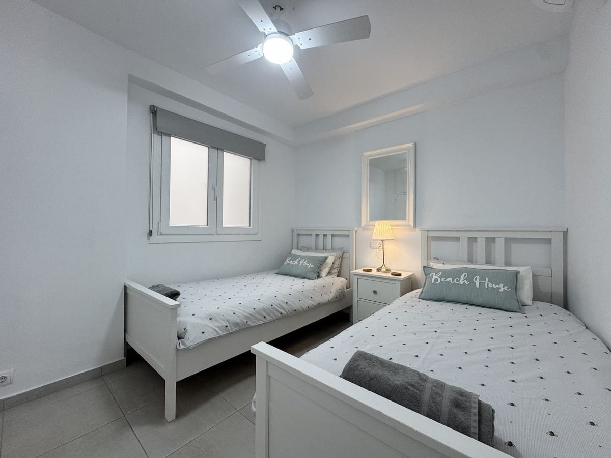 2-slaapkamer appartement aan de frontlinie in La Duquesa Marina in La Duquesa - foto 18