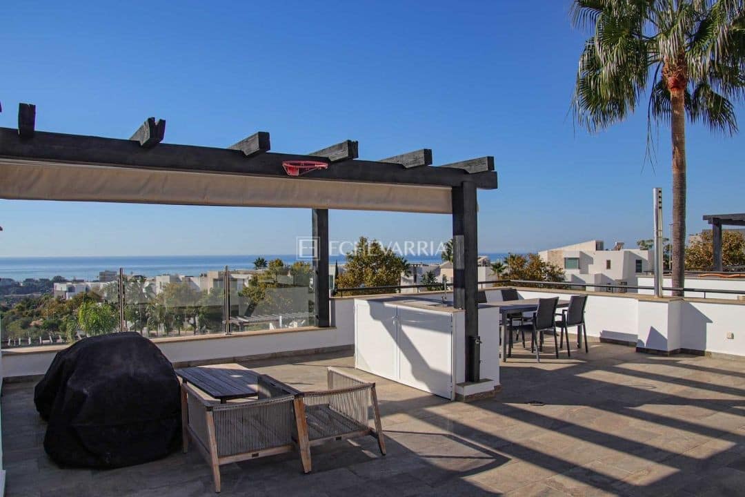 4-slaapkamerwoning in Marbella in Marbella - foto 12