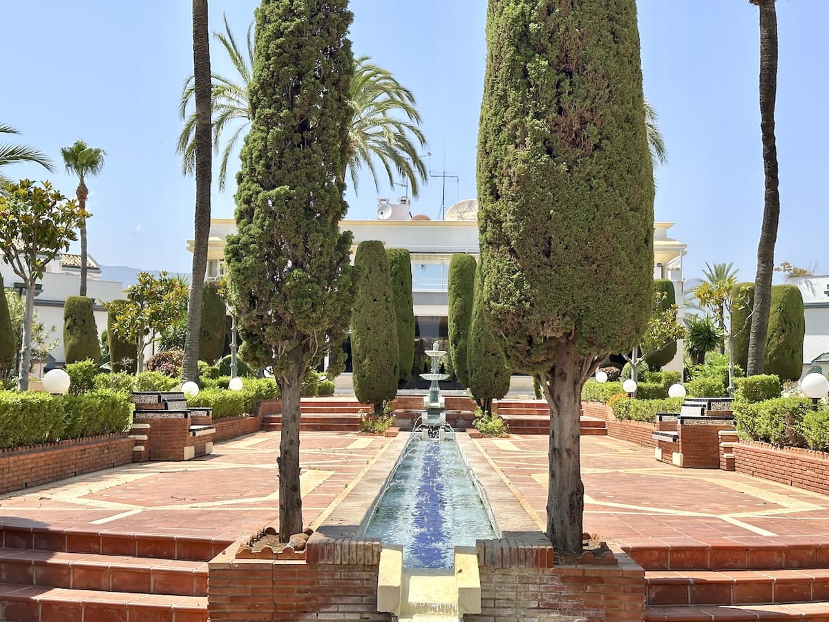 Drie-slaapkamer penthouse met zeezicht in Estepona in Estepona - foto 18
