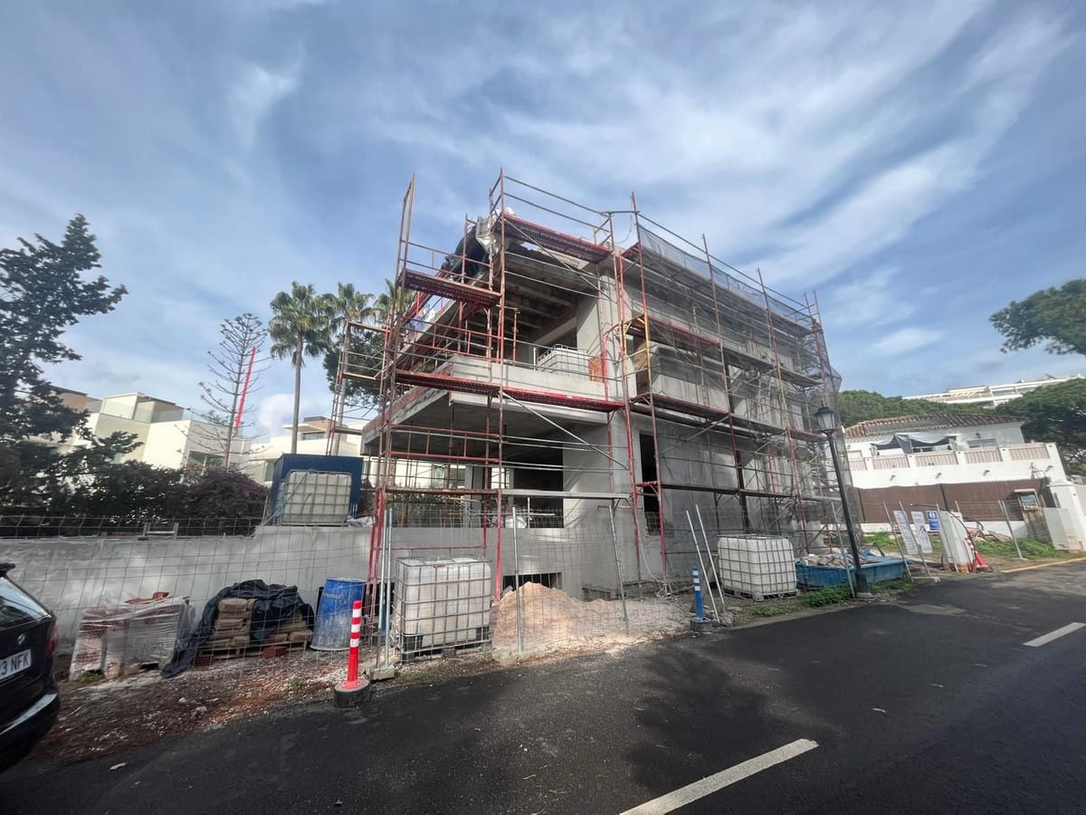 Nieuwbouw villa Marbella Oost – 4 slaapkamers in Marbella - foto 2