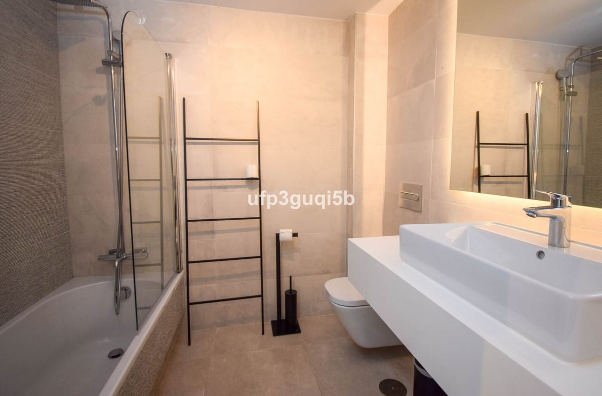 Drie-slaapkamer villa met zeezicht in Eden Mijas, Mijas Costa in Mijas Costa - foto 19