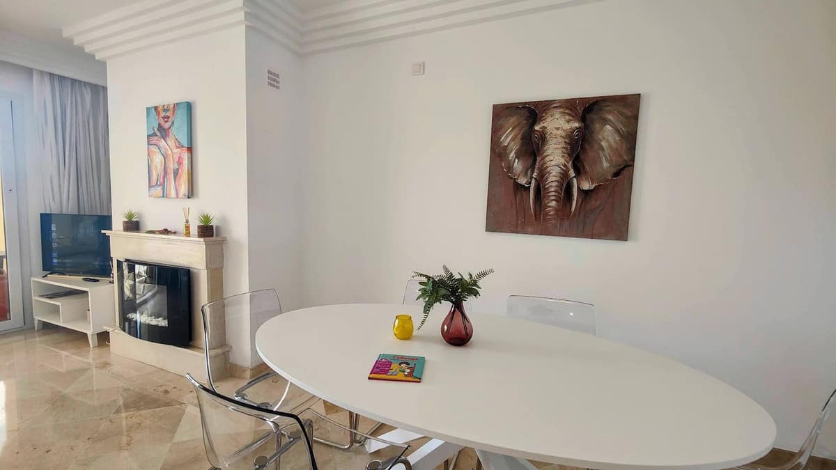 Drie-slaapkamer appartement in Majestic Hills, Casares in Casares - foto 11