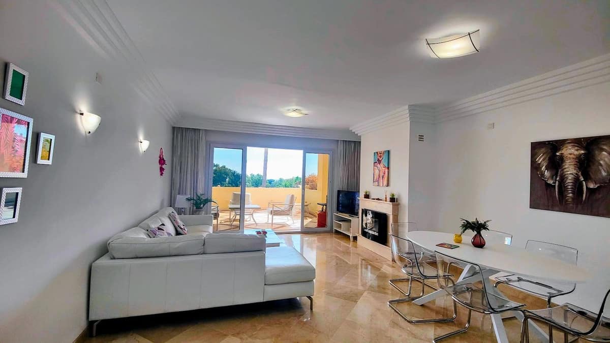 Drie-slaapkamer appartement in Majestic Hills, Casares in Casares - foto 8