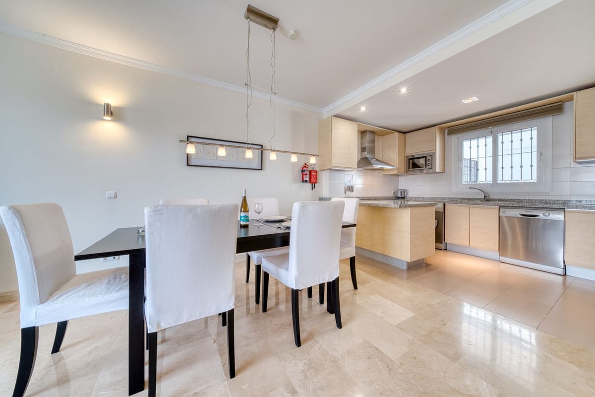 Appartement met twee slaapkamers in Calahonda in Calahonda - foto 15