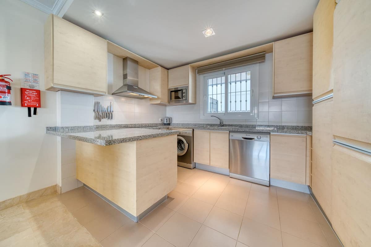 Appartement met twee slaapkamers in Calahonda in Calahonda - foto 10